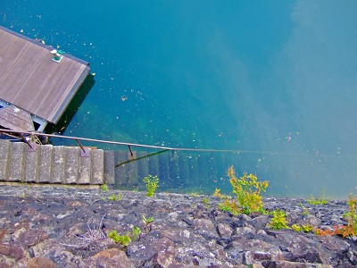 奥多摩湖底の階段